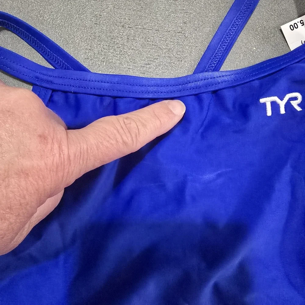 TYR Girls Solid Diamondfit Swimsuit Royal Blue One Piece DSOL1A Size 28 S